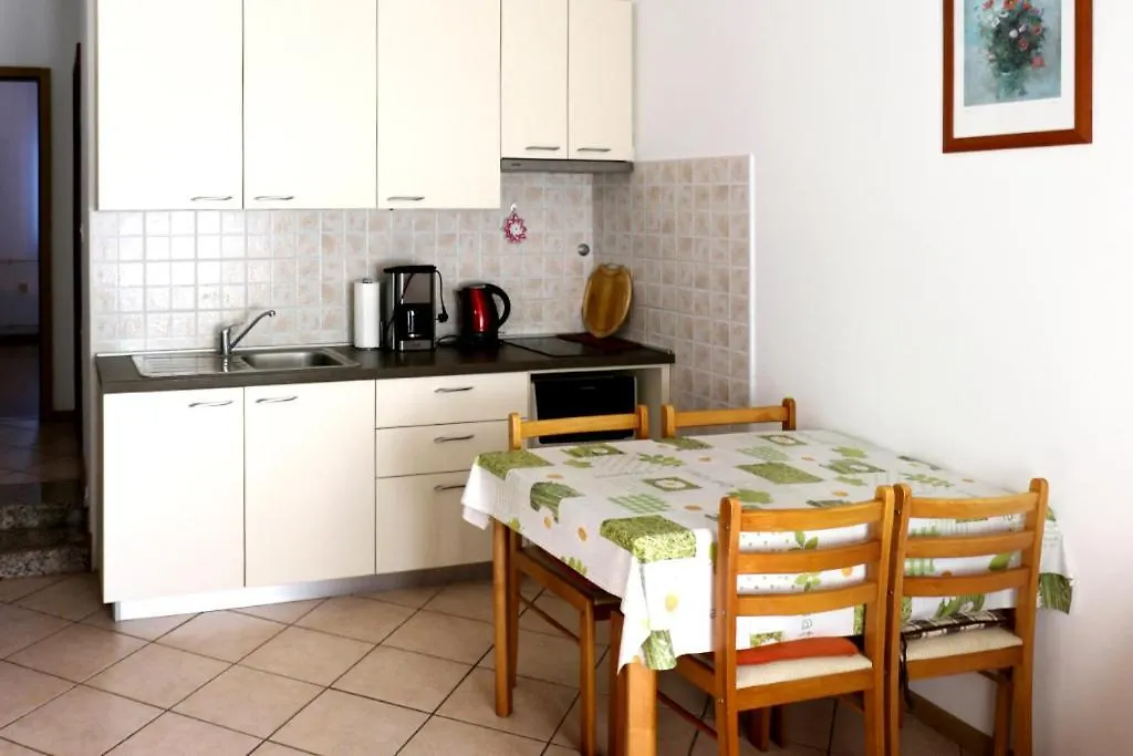 Apartments Silva Pula